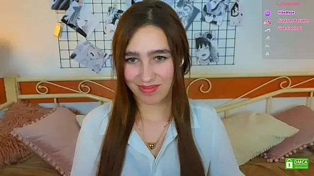  Eliizabeth  online show from April 8, 9:39 pm