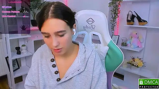  Eliizabeth  online show from November 9, 10:38 pm