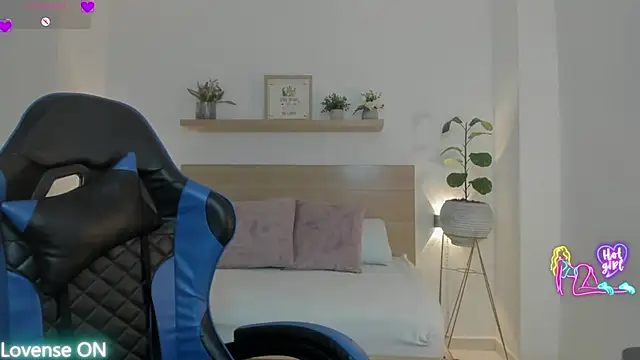 nataly rodri online show from April 5, 2:21 am