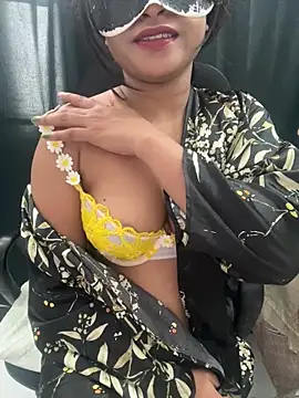 Amelia singh online show from October 17, 8:06 am