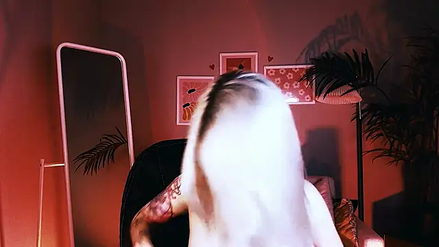 Noah ElmerX online show from October 10, 4:56 pm