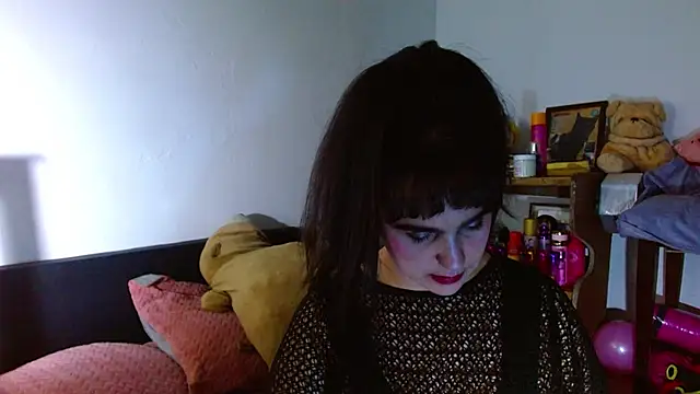 collette beaufoy  online show from May 28, 9:18 am
