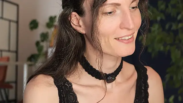 yulladao online show from October 14, 5:04 pm