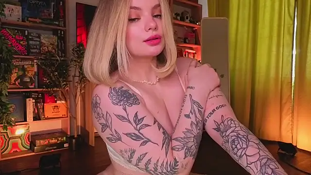 Hottie Jane online show from April 10, 12:44 pm