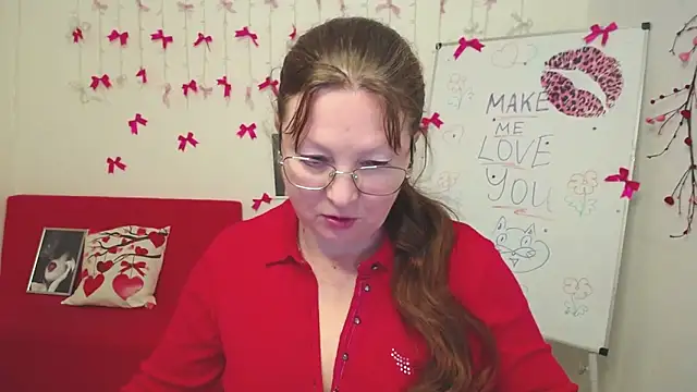 VanessaHotts online show from February 18, 6:01 am