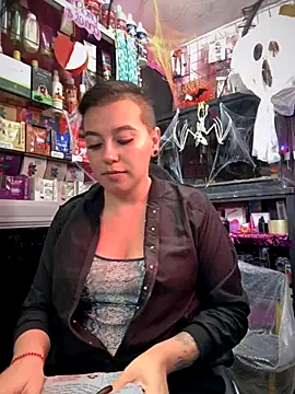 Snapshot of TamySweetness chatting on October 12, 4:31 pm TamySweetness online show from October 12, 4:31 pm