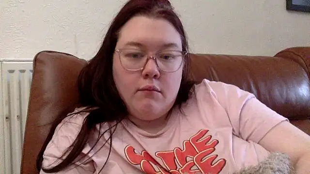 Sexycurvyemilyy online show from September 10, 1:11 pm