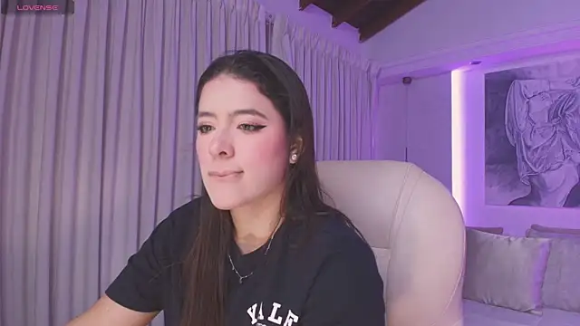 nathalie rivers online show from November 3, 11:03 am