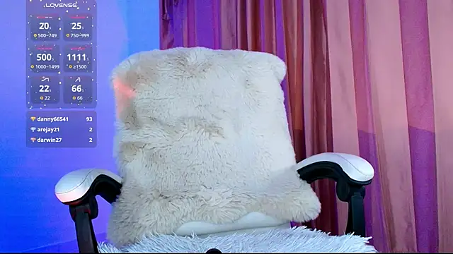 AmyOlimpo online show from November 18, 6:36 am