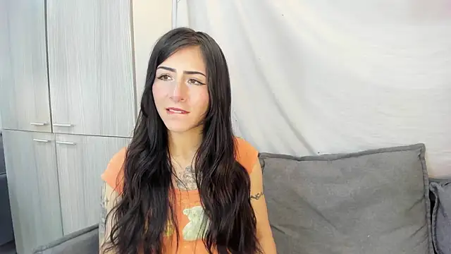 Mhelanny2 online show from March 4, 7:31 pm