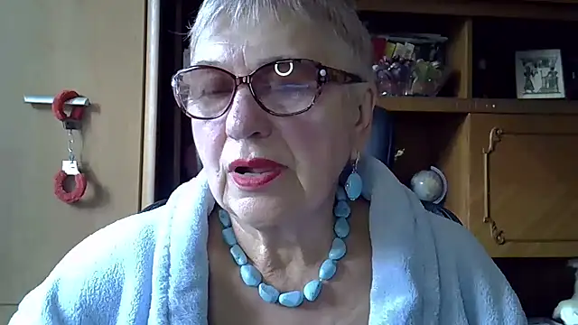 SweetCherry27 online show from September 29, 2:22 pm