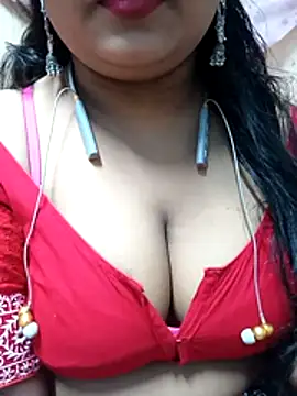 Sophiaboudi online show from November 25, 8:16 am