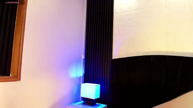 alicia moom online show from March 16, 7:29 pm