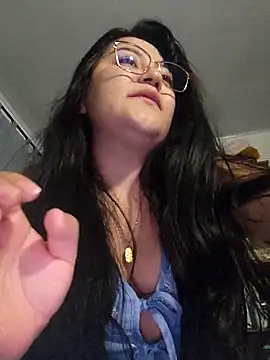 Sakura 0505 online show from April 19, 12:10 am