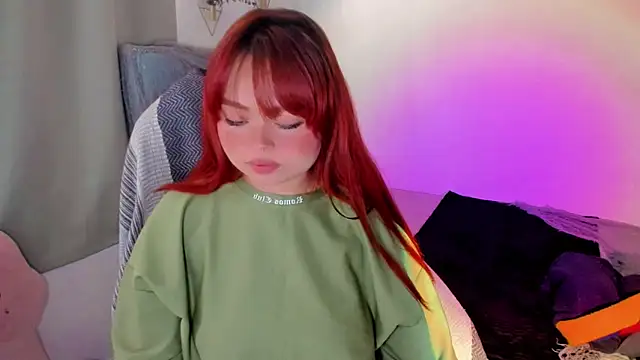 damn that booty online show from October 12, 12:51 pm