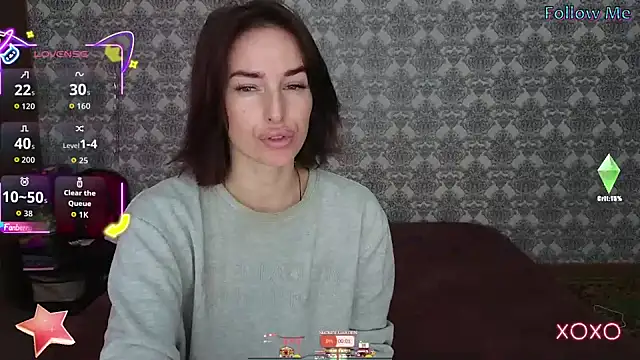 Snapshot of xx_adrihanna_xx chatting on October 6, 5:24 am xx adrihanna xx online show from October 6, 5:24 am