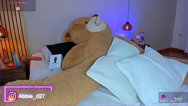 AbbieEdmond online show from September 13, 4:53 am