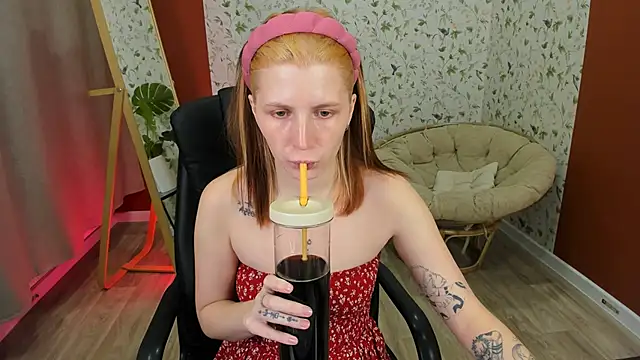 Mira  Blush online show from November 29, 1:37 pm