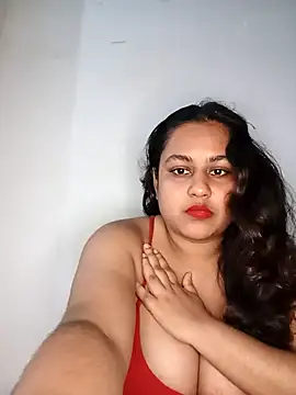 bumblebeegirl online show from October 26, 2:45 pm