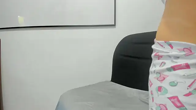 squirttati33 online show from March 7, 11:50 am