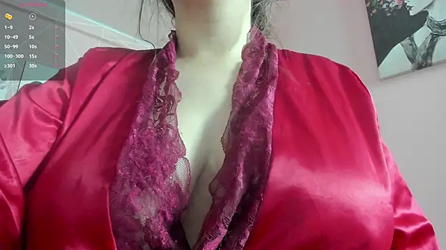 dolly zoe online show from December 15, 4:07 am