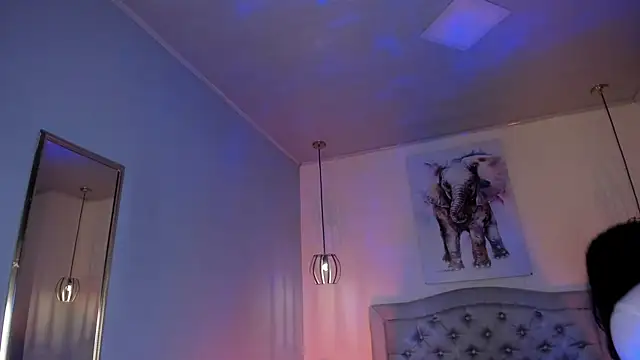 ayshel   online show from April 15, 10:49 am