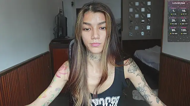 vinkitinkii online show from February 14, 8:05 am