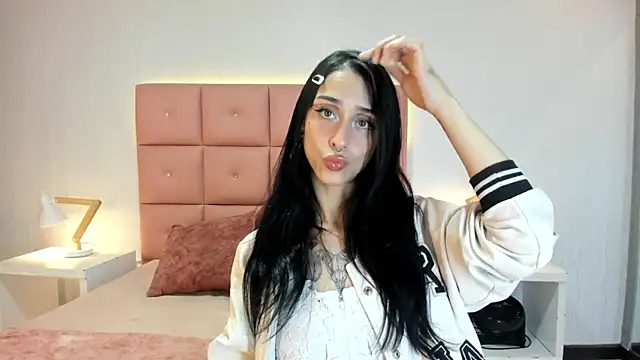 lhiamfit online show from November 15, 5:41 am