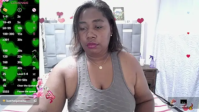 Snapshot of thickebonymilfF chatting on September 16, 5:15 am thickebonymilfF online show from September 16, 5:15 am