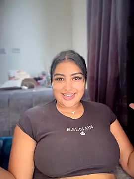 NatashaBrown12 online show from April 1, 5:21 pm