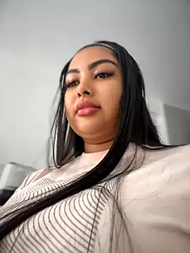 NatashaBrown12 online show from April 8, 2:08 pm