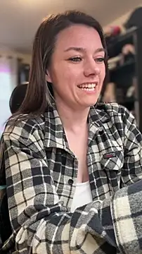 LadyLena1 online show from March 18, 12:04 am