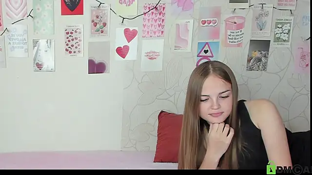 Snapshot of little_radiant_sun chatting on September 16, 10:01 am little radiant sun online show from September 16, 10:01 am