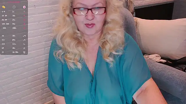 Marina Yourangel online show from July 18, 1:09 am