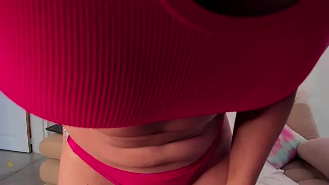 Alaia Ferrer  online show from November 20, 8:10 pm