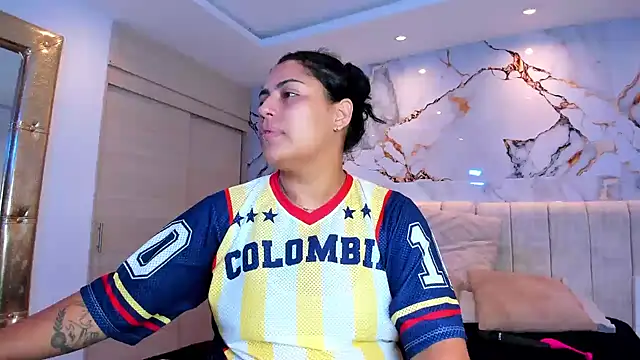 kiana cream online show from July 8, 1:13 pm