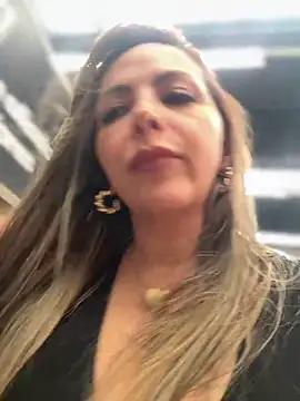  Abril-Office1 online show from February 4, 3:26 pm