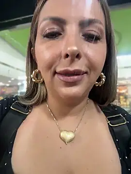  Abril-Office1 online show from November 21, 5:26 pm