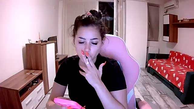 Snapshot of LovelyJulliette chatting on September 24, 5:01 pm LovelyJulliette online show from September 24, 5:01 pm