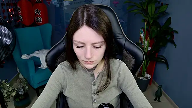 VeliraBraitberg online show from February 19, 1:32 pm