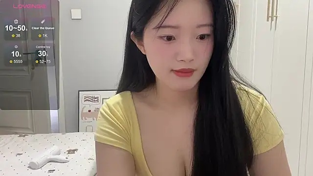 Snapshot of rose-u chatting on September 12, 1:50 am rose-u online show from September 12, 1:50 am