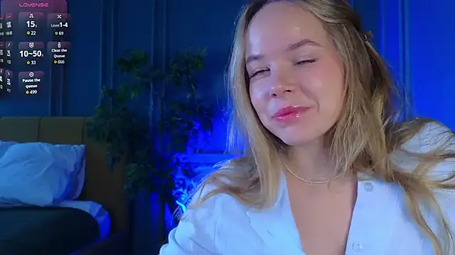 milly shy online show from October 21, 7:01 am