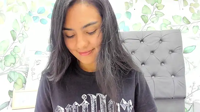 Snapshot of atilanadiaz7 chatting on October 14, 5:15 pm atilanadiaz7 online show from October 14, 5:15 pm
