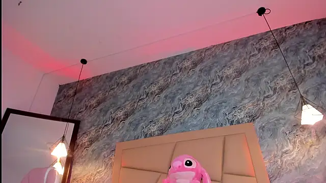  Hollywood 1 online show from November 5, 9:47 am