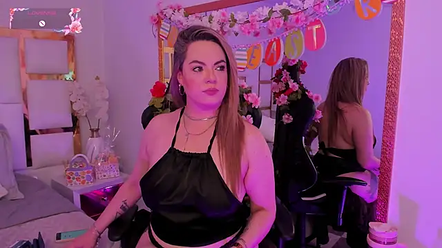 AvaMiia online show from April 2, 3:20 pm