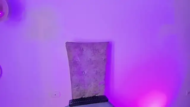 Camila Coxx online show from June 12, 4:31 am
