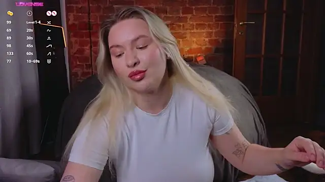 helen frogg online show from November 10, 7:42 pm