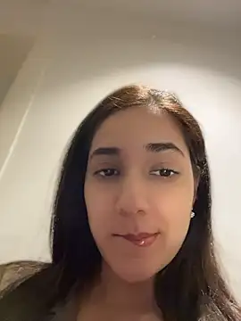CuteFatima online show from July 10, 6:30 pm