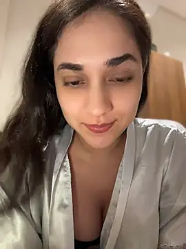 CuteFatima online show from August 3, 7:19 pm