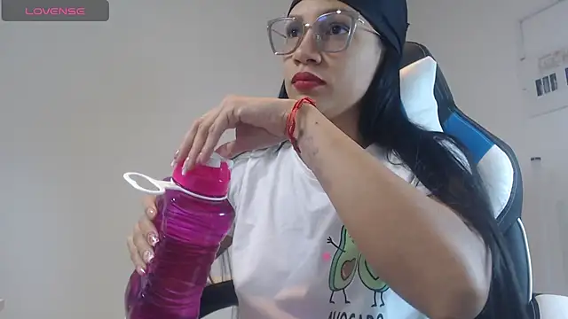 KittyKardy online show from February 10, 10:57 pm